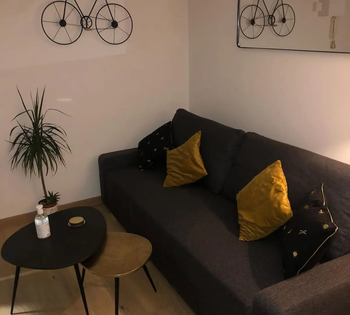 Lovely Cozy Studio Niza Apartamento